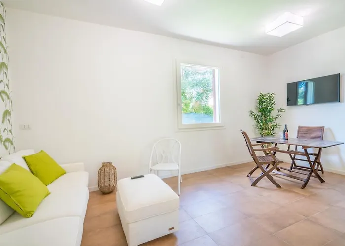 Acquario Elegance - 200 Mt Dalla Вилла Торре-делле-Стелле